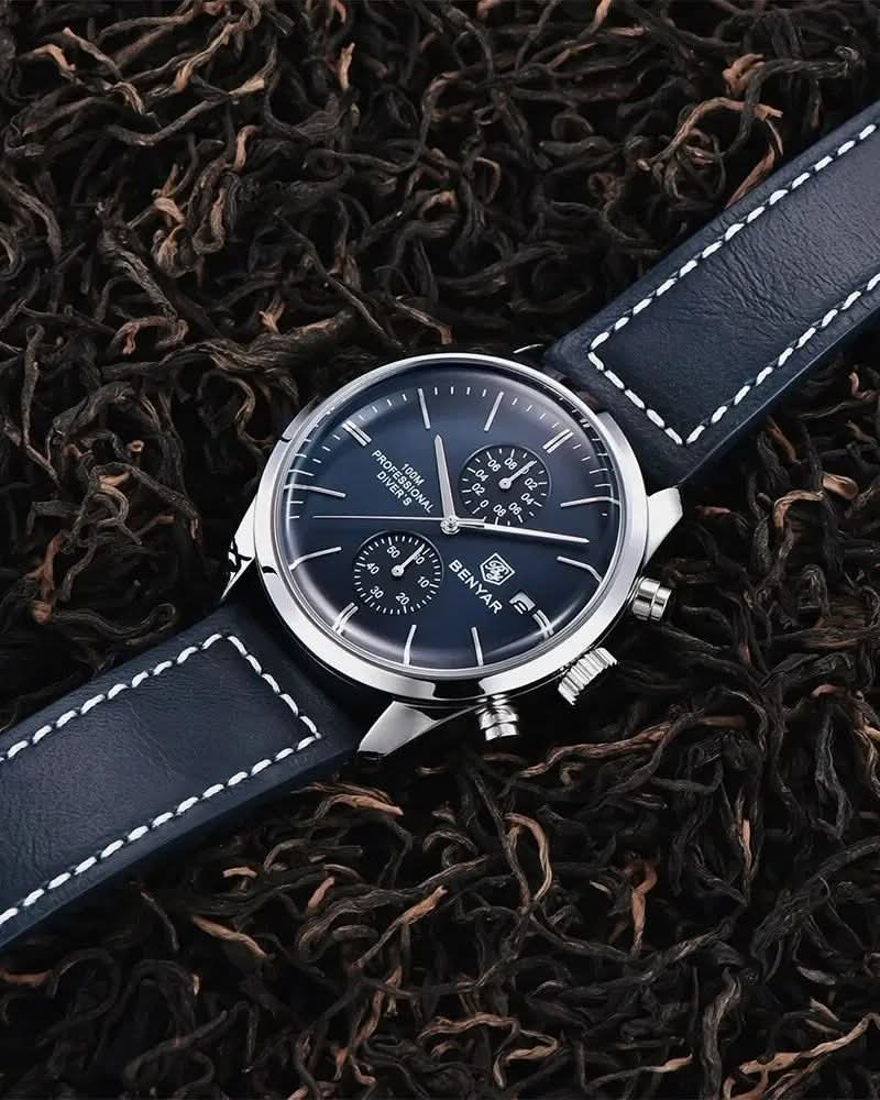 CRISLEY BENYAR WATCH 40MM