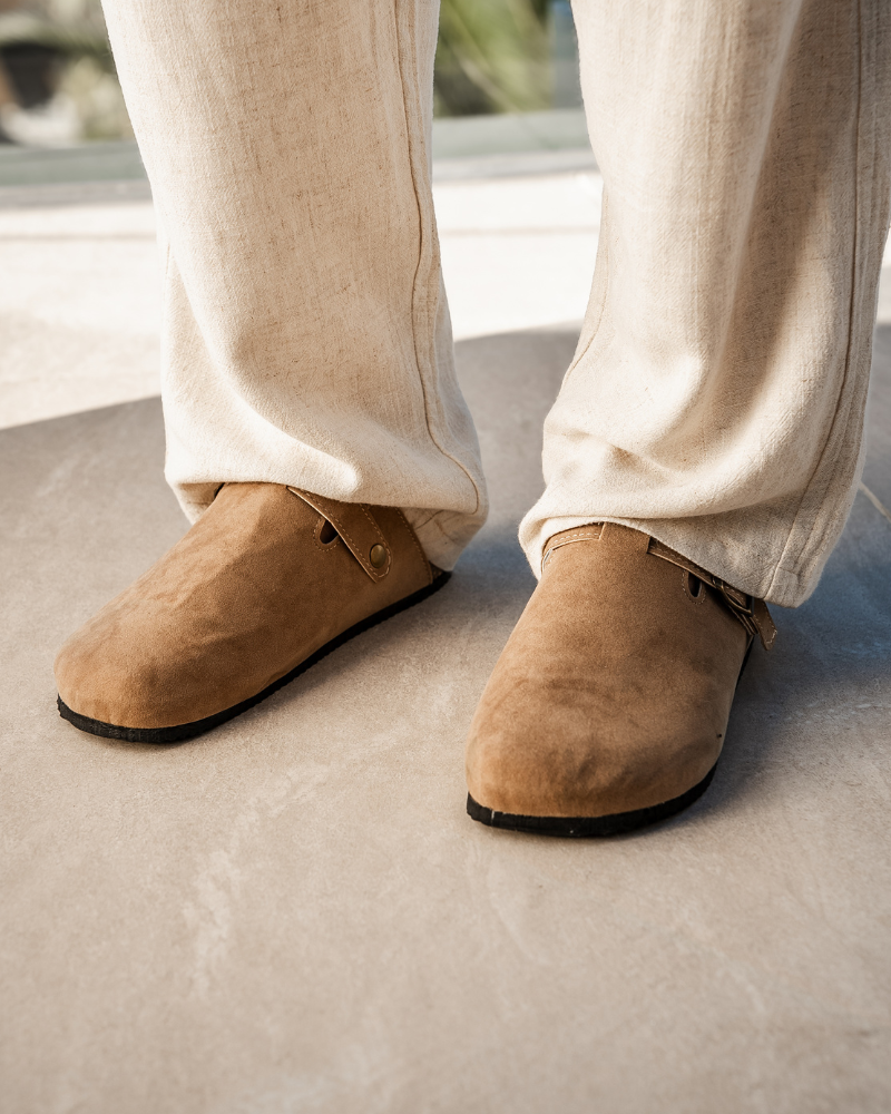 SUEDE CLOGS OLD MONEY