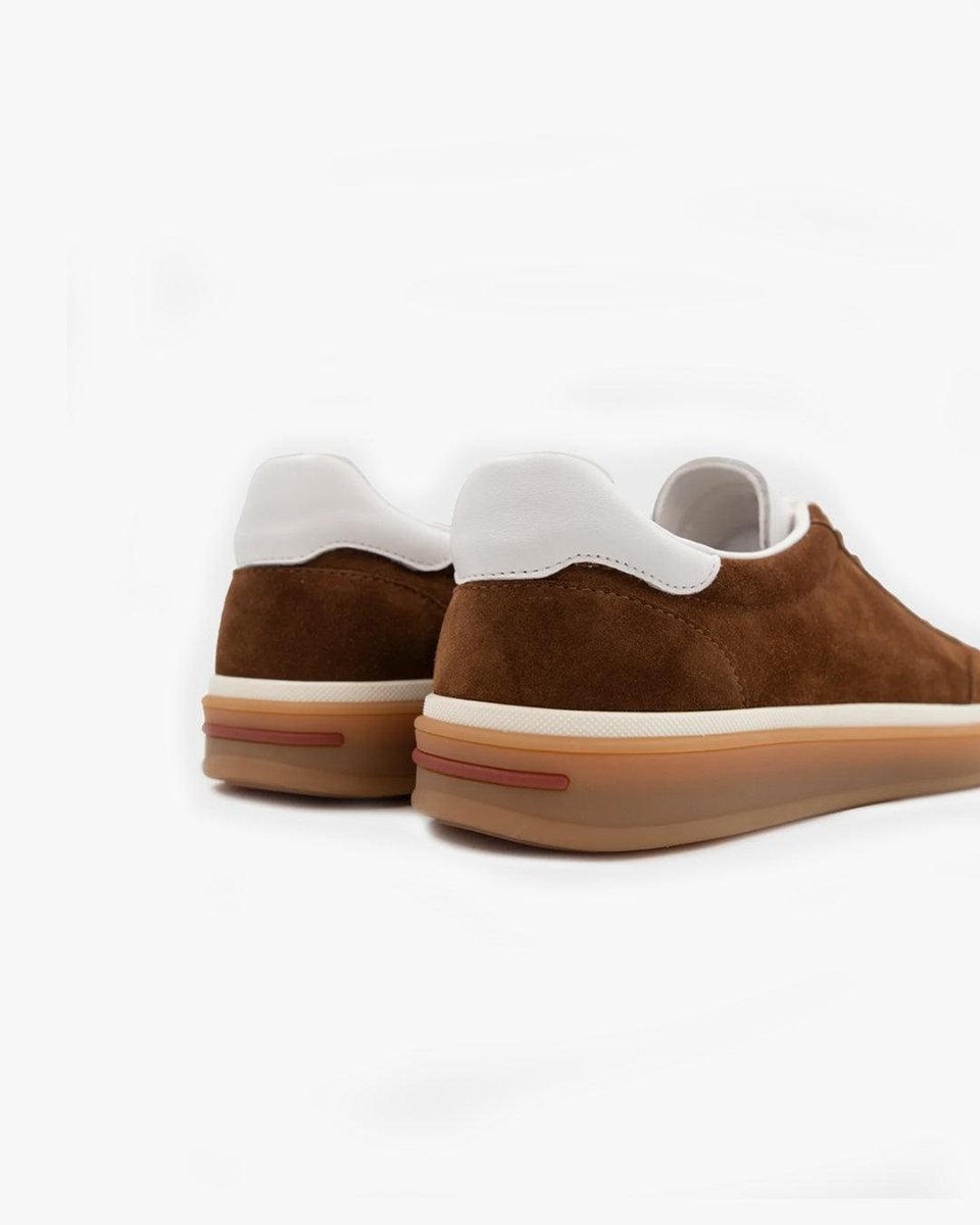 CASUAL SUEDE SNEAKER