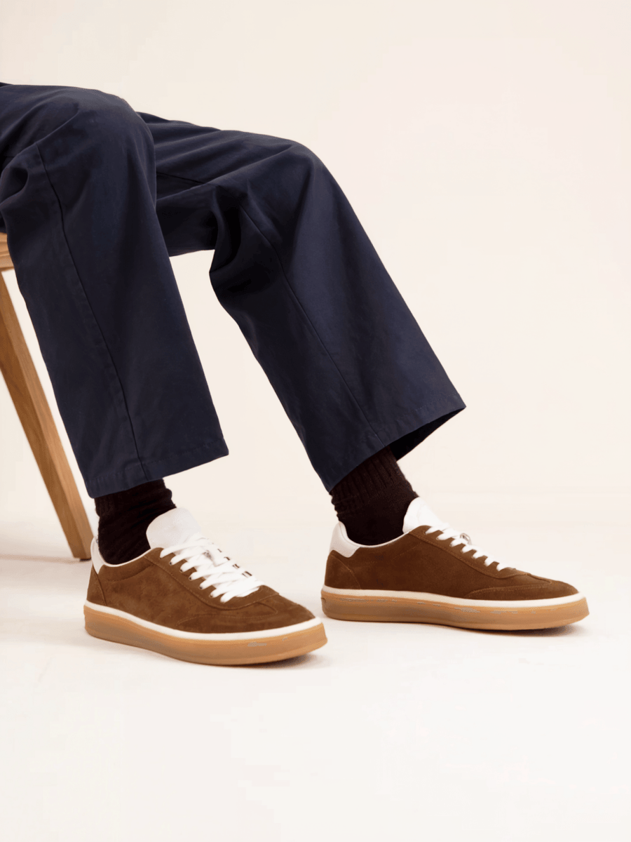 CASUAL SUEDE SNEAKER